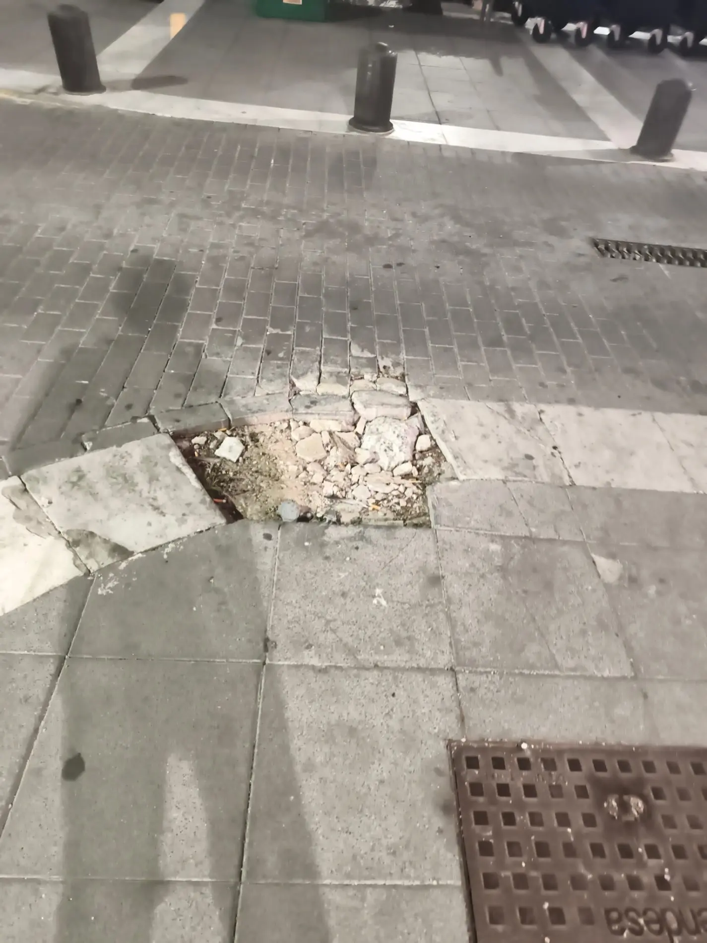 Fotografía de la incidencia: Lleva una eternidad